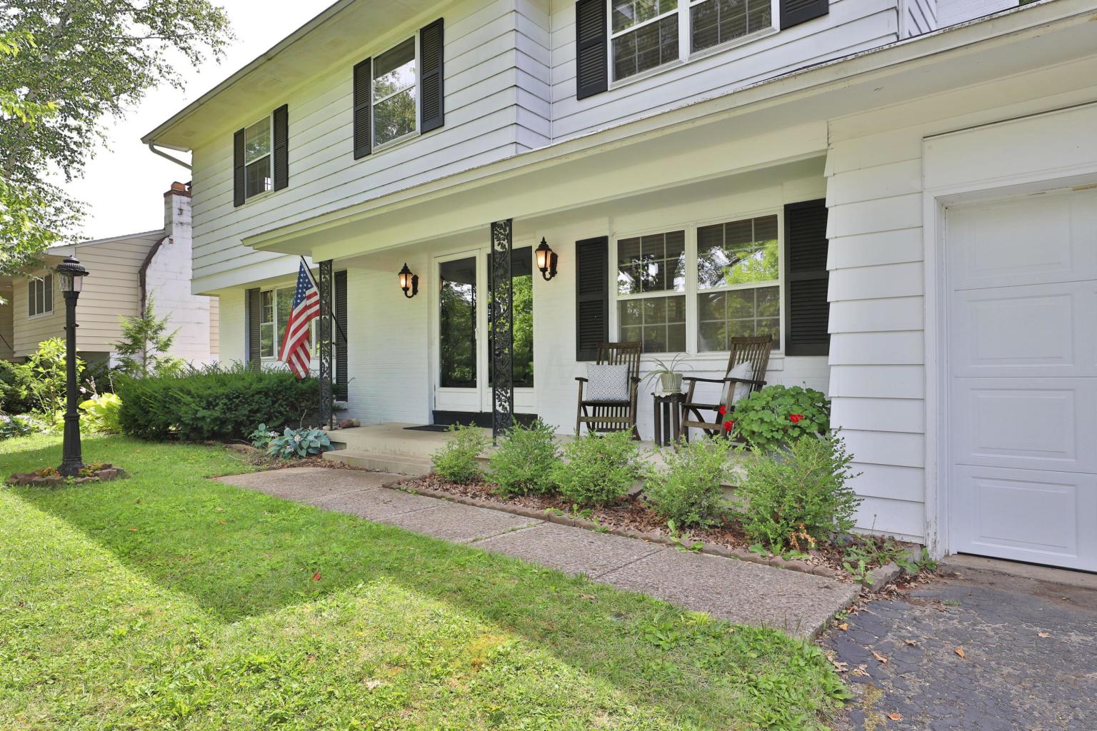 Minister Realty4345 Stinson Drive W Minister Realty